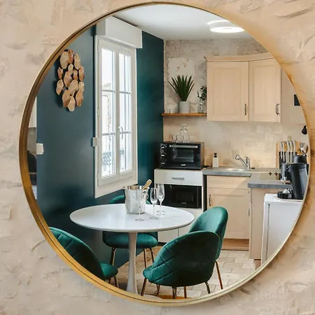 Gatsby - Elegant, Central, Fibre, Tv 4k, Netflix, Literie Confortable 아파트 라로셸